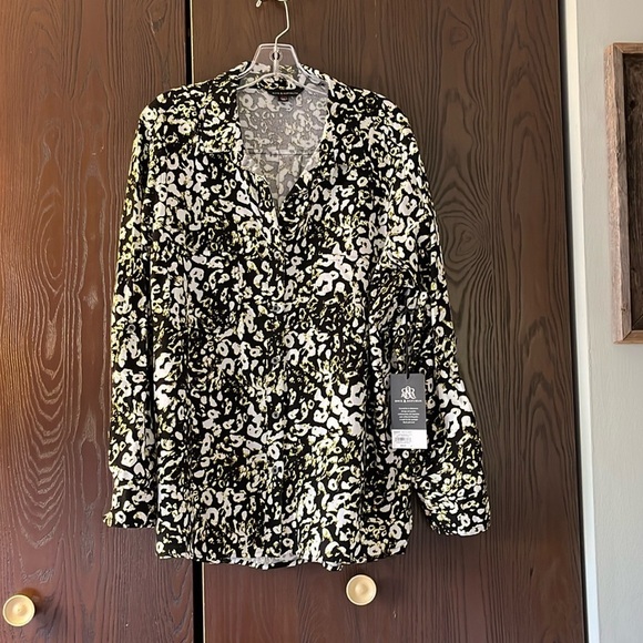 Rock & Republic black/ white outlined in neon green patterned blouse. XXL NWT - Picture 1 of 8